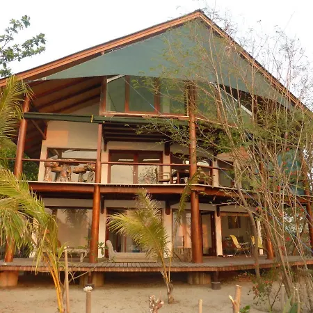 Castaway Surf Retreat 1 Hotel Sekongkang Exterior photo