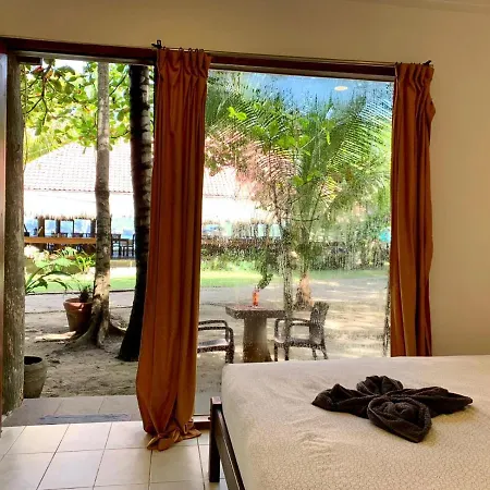 Castaway Surf Retreat 1 Hotel Sekongkang Exterior photo