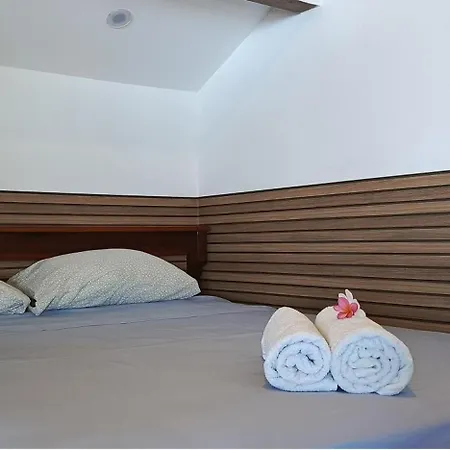 Castaway Surf Retreat 1 Hotel Sekongkang Exterior photo