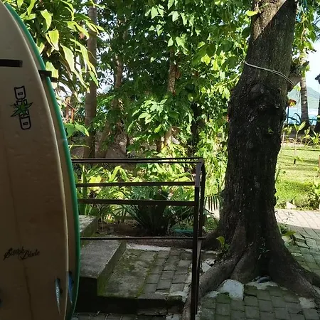 Castaway Surf Retreat 1 Hotel Sekongkang Exterior photo