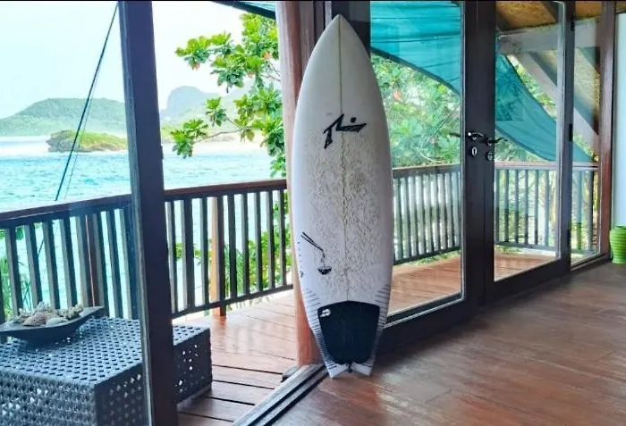 Castaway Surf Retreat 1