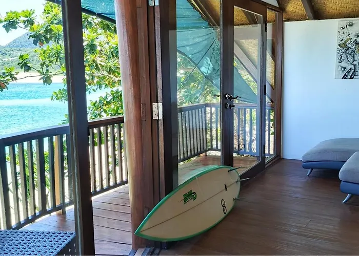 Castaway Surf Retreat 1