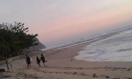 Castaway Surf Retreat 1 Inn *