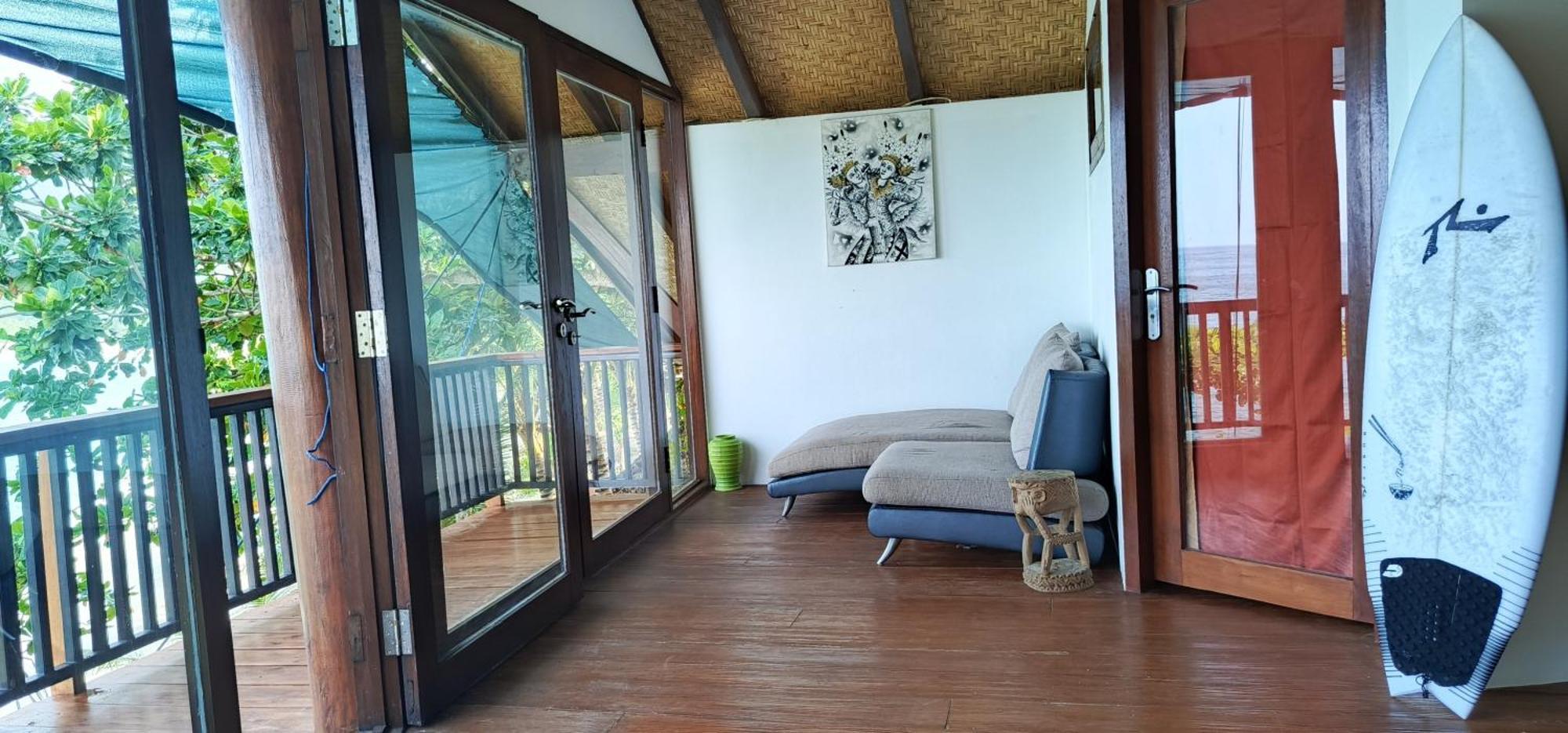 Inn Castaway Surf Retreat 1 Sekongkang