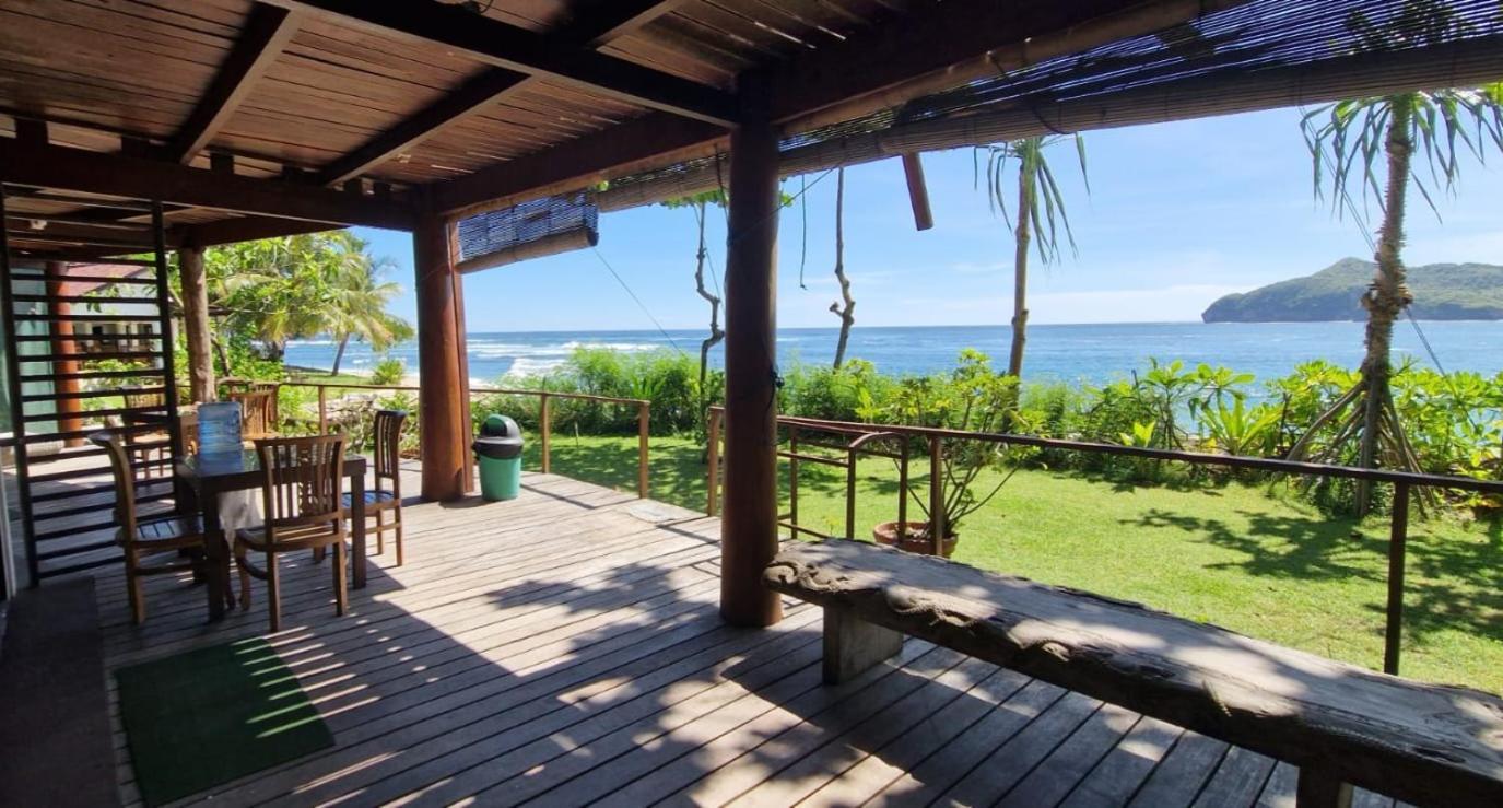 Inn Castaway Surf Retreat 1 *