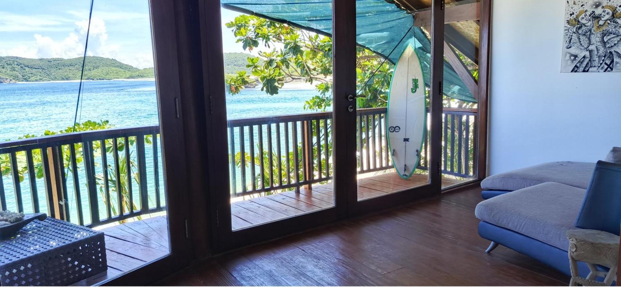 Castaway Surf Retreat 1 Inn *